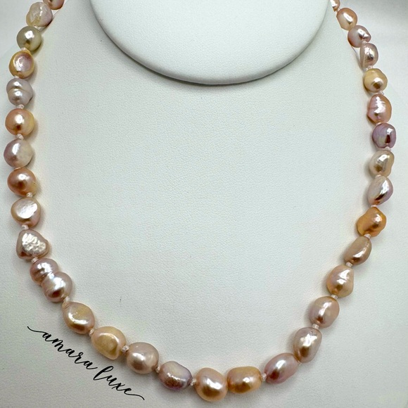 Jewelry - Lavender Purple Freshwater Baroque Pearl Necklace